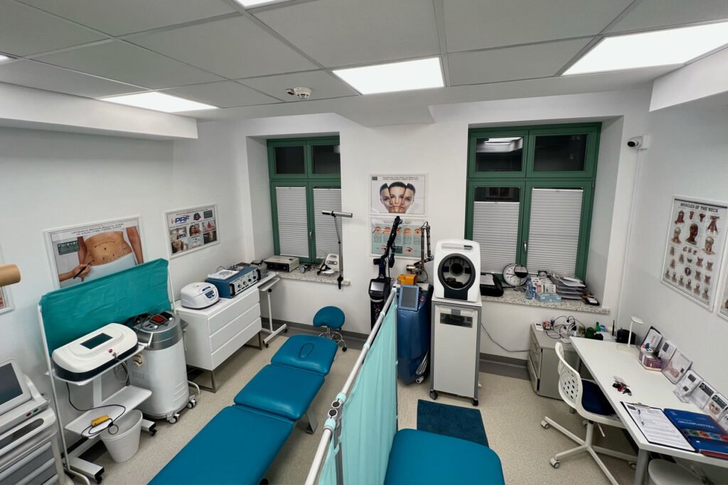 Mae Clinic treatment room – treatment chairs and laser devices